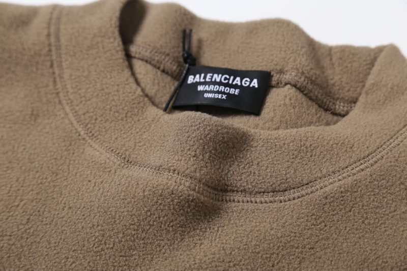 Réplique de vêtements Balenciaga 01RA816