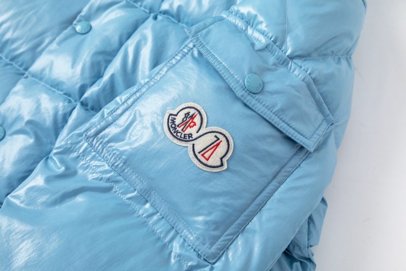 Réplique de vêtements Moncler 01RA52