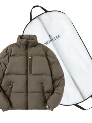 Réplique de vêtements Moncler 01RA50