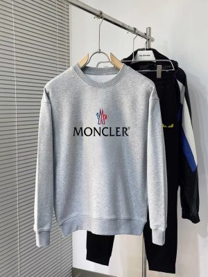 Réplique de vêtements Moncler 01RA59